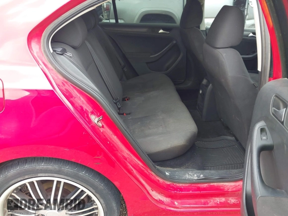 2012 Volkswagen Jetta S с VIN 3VW2K7AJXCM412248, выставлен на аукционе IAAI как лот 42162886 с пробегом 200 699 миль миль и . История ставок и продаж доступна на DreamBid. Изображение 8.
