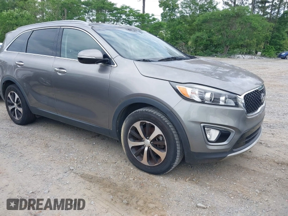 2016 Kia Sorento EX with VIN 5XYPH4A54GG007224, listed as a IAAI auction lot 42181058 with 131,169 mi miles. Bid and sale history available at carsss.com. Image 1.