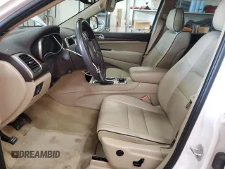2017 Jeep Grand Cherokee Overland z VIN 1C4RJFCG8HC809868, wystawiony jako Copart lot #64056155 z przebiegiem 54 136 mil mil oraz Szkoda całkowita • Salvage title. Historia ofert i sprzedaży dostępna na DreamBid. Obrazek 7.