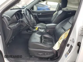 2012 Kia Sorento SX z VIN 5XYKWDA25CG280219, wystawiony jako Copart lot #54397025 z przebiegiem 197 685 mil mil oraz Szkoda całkowita • Salvage title. Historia ofert i sprzedaży dostępna na DreamBid. Obrazek 7.