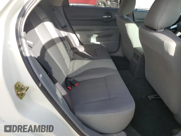 2005 Dodge Magnum SXT z VIN 2D4GZ48VX5H644848, wystawiony jako Copart lot #87614515 z przebiegiem 146 577 mil mil oraz Nie do naprawy • Non repairable. Historia ofert i sprzedaży dostępna na DreamBid. Obrazek 12.