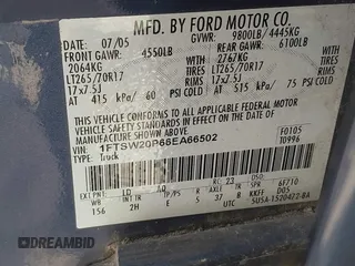 2006 Ford Super Duty F-250 XL with VIN 1FTSW20P66EA66502, listed as a IAAI auction lot 41796411 with 1 mi miles. Bid and sale history available at carsss.com. Image 9.