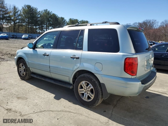 2003 Honda Pilot EX with VIN 2HKYF18623H572890, listed as a Copart auction lot 49452895 with 238,501 mi miles and Salvage Title. Bid and sale history available at carsss.com. Image 2.