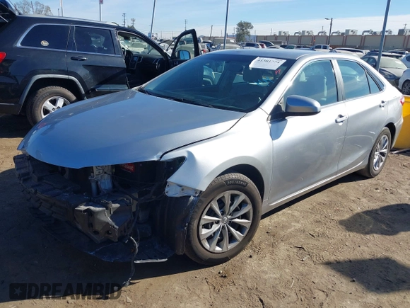2015 Toyota Camry XLE with VIN 4T1BF1FK5FU070127, listed as a IAAI auction lot 41381774 with 94,217 mi miles. Bid and sale history available at carsss.com. Image 18.