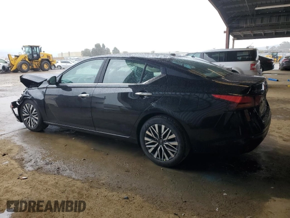 2025 Nissan Altima SV with VIN 1N4BL4DV4SN361465, listed as a Copart auction lot 48920835 with 856 mi miles and Salvage Title. Bid and sale history available at carsss.com. Image 2.