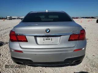 2013 BMW 7 Series 750i с VIN WBAYA8C54DC996698, выставлен на аукционе Copart как лот 53235915 с пробегом 116 247 миль миль и Списание • Salvage title. История ставок и продаж доступна на DreamBid. Изображение 6.