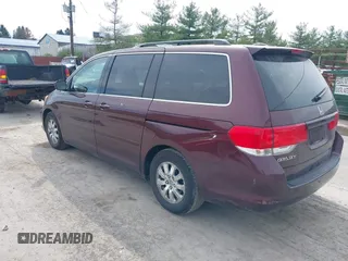 2008 Honda Odyssey EX-L with VIN 5FNRL38748B402957, listed as a IAAI auction lot 42092761 with 142,927 mi miles. Bid and sale history available at carsss.com. Image 3.
