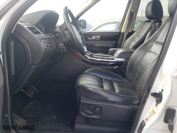 2011 Land Rover Range Rover Sport HSE LUX with VIN SALSK2D47BA263488, listed as a Copart auction lot 41415344 with 0 mi miles and Non Repairable. Bid and sale history available at carsss.com. Image 7.