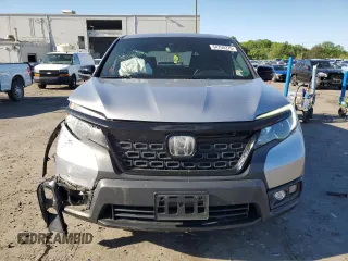 2019 Honda Passport EX-L z VIN 5FNYF8H50KB020351, wystawiony jako Copart lot #54750275 z przebiegiem 41 198 mil mil oraz Szkoda całkowita • Salvage title. Historia ofert i sprzedaży dostępna na DreamBid. Obrazek 5.