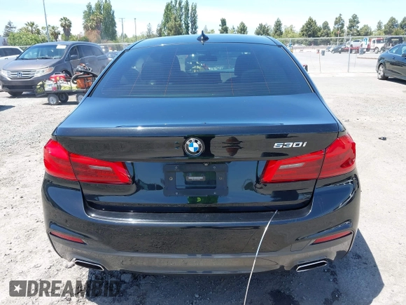 2018 BMW 5 Series 530i z VIN WBAJA5C51JWA56680, wystawiony jako IAAI lot #42273066 z przebiegiem 39 789 mil mil oraz . Historia ofert i sprzedaży dostępna na DreamBid. Obrazek 16.