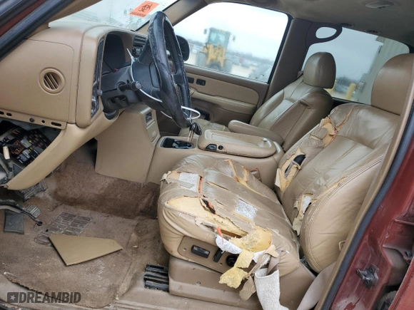 2000 Chevrolet Suburban LS with VIN 3GNEC16T5YG180711, listed as a Copart auction lot 44762755 with 176,855 mi miles and Salvage Title. Bid and sale history available at carsss.com. Image 7.