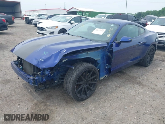 2016 Ford Mustang V6 z VIN 1FA6P8AM5G5271029, wystawiony jako IAAI lot #42277315 z przebiegiem 39 496 mil mil oraz . Historia ofert i sprzedaży dostępna na DreamBid. Obrazek 2.