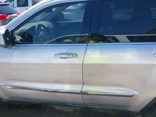 2012 Jeep Grand Cherokee Laredo with VIN 1C4RJEAG4CC167557, listed as a IAAI auction lot 42047720 with 195,631 mi miles. Bid and sale history available at carsss.com. Image 15.