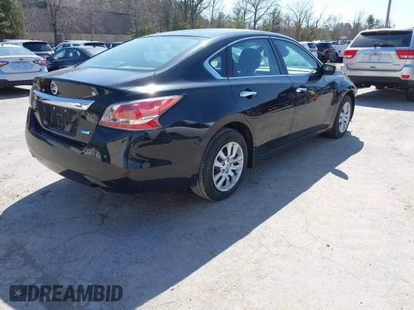 2014 Nissan Altima 2.5 S with VIN 1N4AL3AP7EN334681, listed as a IAAI auction lot 41985733 with 144,544 mi miles. Bid and sale history available at carsss.com. Image 4.