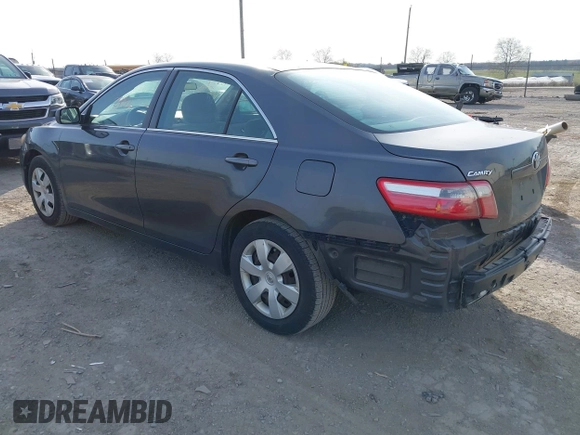 2007 Toyota Camry CE with VIN 4T1BE46K17U001229, listed as a IAAI auction lot 42072932 with 237,786 mi miles. Bid and sale history available at carsss.com. Image 3.