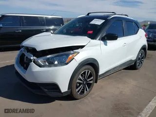2018 Nissan Kicks SR with VIN 3N1CP5CUXJL504437, listed as a IAAI auction lot 41890907 with 137,572 mi miles. Bid and sale history available at carsss.com. Image 18.