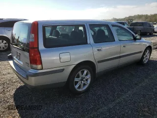 2004 Volvo V70 with VIN YV1SW59V542426810, listed as a Copart auction lot 74521824 with 156,728 mi miles and Salvage Title. Bid and sale history available at carsss.com. Image 3.