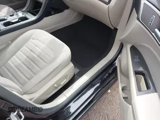 2019 Ford Fusion SE with VIN 3FA6P0HD4KR248841, listed as a IAAI auction lot 41880543 with 87,803 mi miles. Bid and sale history available at carsss.com. Image 5.