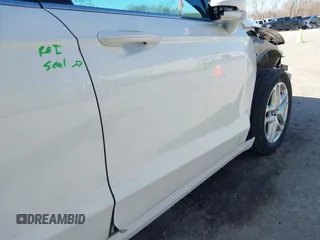 2015 Ford Fusion SE with VIN 3FA6P0H72FR138662, listed as a IAAI auction lot 41964087 with 190,982 mi miles and . Bid and sale history available at DreamBid. Image 14.