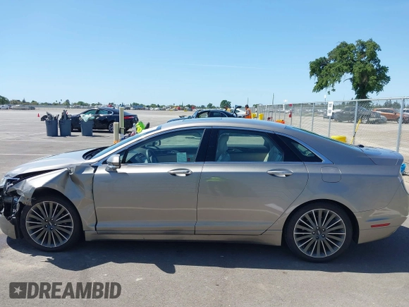 2016 Lincoln MKZ Hybrid with VIN 3LN6L2LU8GR613310, listed as a IAAI auction lot 41986892 with 114,087 mi miles. Bid and sale history available at carsss.com. Image 14.