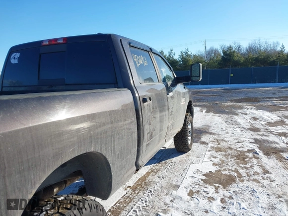 2011 Ram 2500 Big Horn with VIN 3D7UT2CL8BG561433, listed as a IAAI auction lot 41316961 with 238,821 mi miles. Bid and sale history available at carsss.com. Image 6.