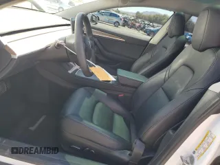 2023 Tesla Model 3 z VIN 5YJ3E1EA2PF578151, wystawiony jako Copart lot #56211295 z przebiegiem 19 590 mil mil oraz Szkoda całkowita • Salvage title. Historia ofert i sprzedaży dostępna na DreamBid. Obrazek 7.
