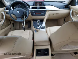 2013 BMW 3 Series 328i xDrive z VIN WBA3B3C53DF541561, wystawiony jako Copart lot #56540965 z przebiegiem 124 840 mil mil oraz Szkoda całkowita • Salvage title. Historia ofert i sprzedaży dostępna na DreamBid. Obrazek 8.