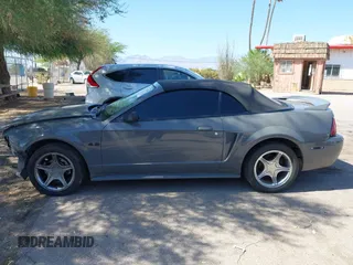 1999 Ford Mustang GT z VIN 1FAFP45X4XF117368, wystawiony jako IAAI lot #42714841 z przebiegiem 135 368 mil mil oraz . Historia ofert i sprzedaży dostępna na DreamBid. Obrazek 15.
