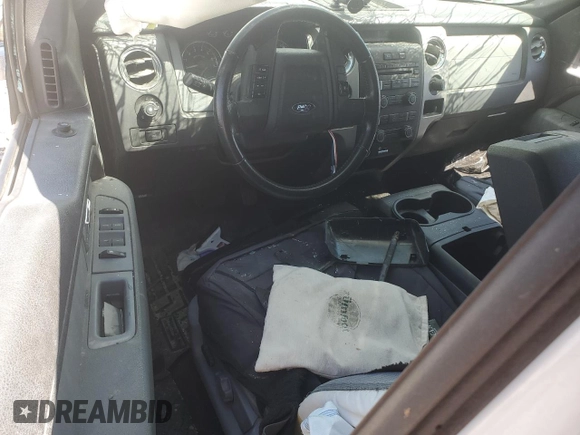 2011 Ford F-150 XL с VIN 1FTEX1CM7BFA25614, выставлен на аукционе Copart как лот 54688065 с пробегом Не указан миль и Списание • Salvage title. История ставок и продаж доступна на DreamBid. Изображение 8.