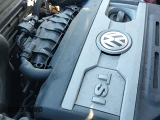 2016 Volkswagen Tiguan SEL with VIN WVGBV7AX8GW041753, listed as a IAAI auction lot 41594991 with 71,264 mi miles and . Bid and sale history available at DreamBid. Image 18.