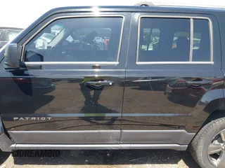 2016 Jeep Patriot Sport с VIN 1C4NJPBA3GD747922, выставлен на аукционе IAAI как лот 41986421 с пробегом 86 367 миль миль и . История ставок и продаж доступна на DreamBid. Изображение 14.
