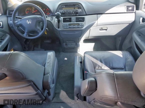 2005 Honda Odyssey EX-L z VIN 5FNRL38655B135878, wystawiony jako Copart lot #47026815 z przebiegiem 165 230 mil mil oraz Czysty tytuł • Clean title. Historia ofert i sprzedaży dostępna na DreamBid. Obrazek 8.