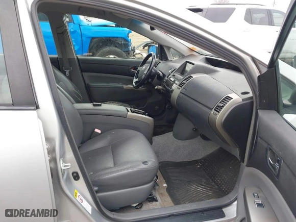 2009 Toyota Prius with VIN JTDKB20U997831759, listed as a IAAI auction lot 41677199 with 200,826 mi miles. Bid and sale history available at carsss.com. Image 5.