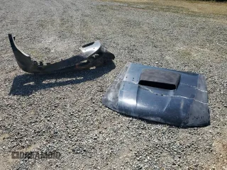 2004 Ford Mustang GT Deluxe z VIN 1FAFP42X64F137315, wystawiony jako Copart lot #52577925 z przebiegiem 210 557 mil mil oraz Szkoda całkowita • Salvage title. Historia ofert i sprzedaży dostępna na DreamBid. Obrazek 14.