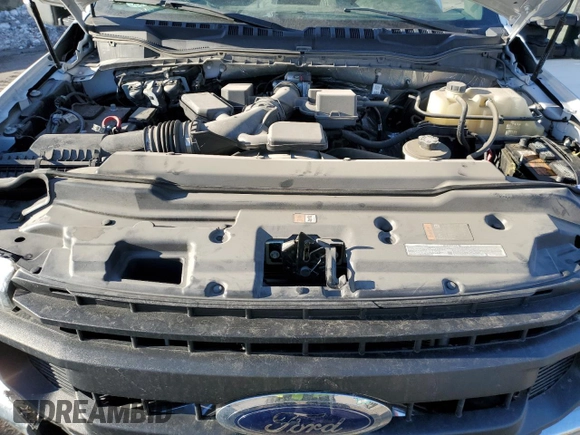 2022 Ford F-250 XL with VIN 1FT7X2B6XNEG39326, listed as a Copart auction lot 88091315 with 54,242 mi miles and Salvage Title. Bid and sale history available at DreamBid. Image 13.