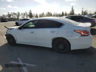 2015 Nissan Altima 2.5 with VIN 1N4AL3AP3FN392921, listed as a Copart auction lot 47832595 with Not provided miles and Salvage title. Bid and sale history available at DreamBid. Image 2.