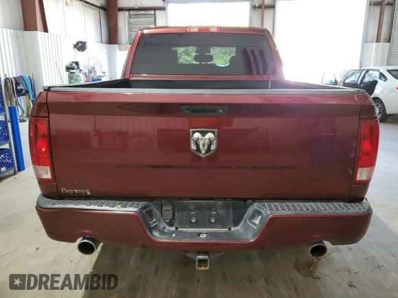 2016 Ram 1500 Express z VIN 3C6RR6KT3GG197928, wystawiony jako Copart lot #52448765 z przebiegiem 110 844 mil mil oraz Szkoda całkowita • Salvage title. Historia ofert i sprzedaży dostępna na DreamBid. Obrazek 6.
