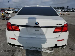2014 BMW 7 Series 750i с VIN WBAYA8C53ED499850, выставлен на аукционе Copart как лот 43049625 с пробегом 85 780 миль миль и Списание • Salvage title. История ставок и продаж доступна на DreamBid. Изображение 6.