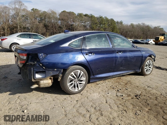 2020 Honda Accord with VIN 1HGCV3F16LA008247, listed as a Copart auction lot 89252795 with 105,021 mi miles and Salvage Title. Bid and sale history available at DreamBid. Image 3.