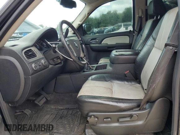 2008 Chevrolet Tahoe 3LT with VIN 1GNFK13098R130170, listed as a Copart auction lot 56369135 with 311,243 mi miles and Salvage title. Bid and sale history available at DreamBid. Image 7.