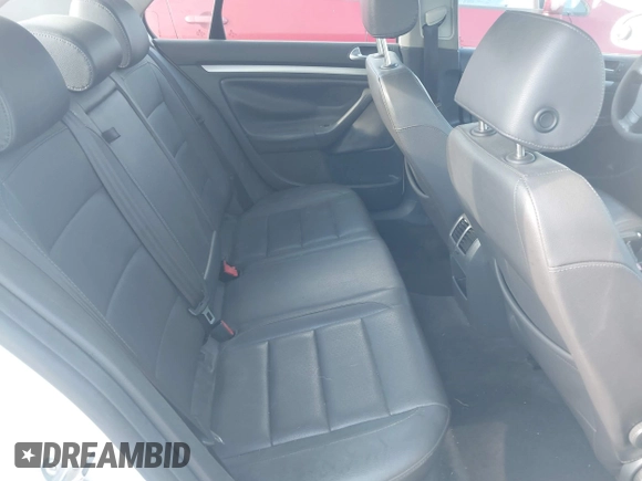 2006 Volkswagen Jetta 1.9L TDI с VIN 3VWST71K86M753562, выставлен на аукционе IAAI как лот 42206104 с пробегом 259 137 миль миль и . История ставок и продаж доступна на DreamBid. Изображение 8.