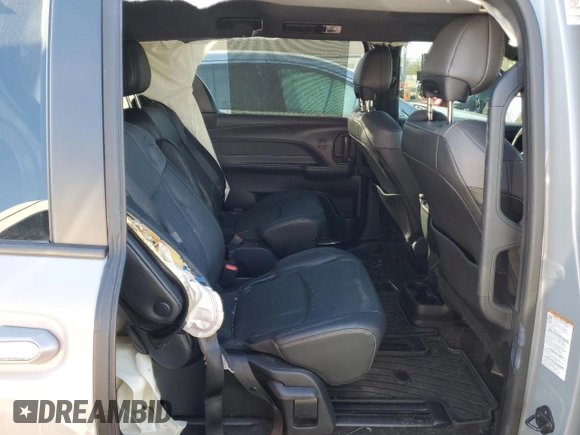 2022 Toyota Sienna XLE Woodland Edition with VIN 5TDASKFC5NS047766, listed as a Copart auction lot 83213634 with 0 mi miles and Salvage Title. Bid and sale history available at carsss.com. Image 11.