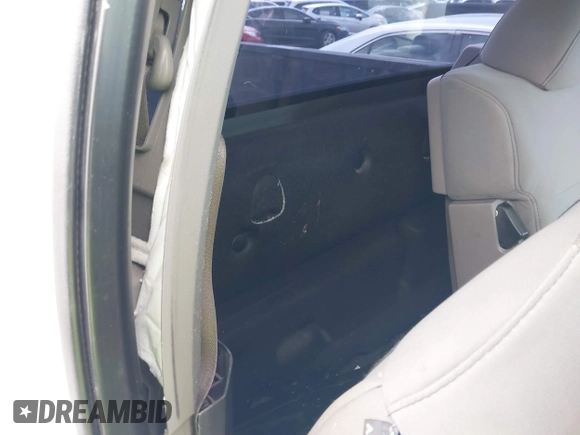 2016 Ford F-150 XL with VIN 1FTMF1C89GKD96872, listed as a IAAI auction lot 41952031 with 232,392 mi miles. Bid and sale history available at carsss.com. Image 8.