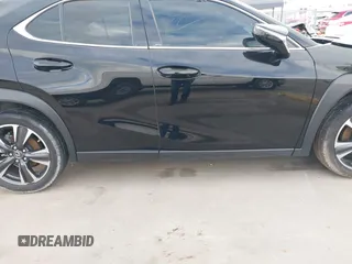 2021 Lexus UX with VIN JTHP3JBH2M2045075, listed as a IAAI auction lot 40979086 with 44,578 mi miles. Bid and sale history available at carsss.com. Image 13.