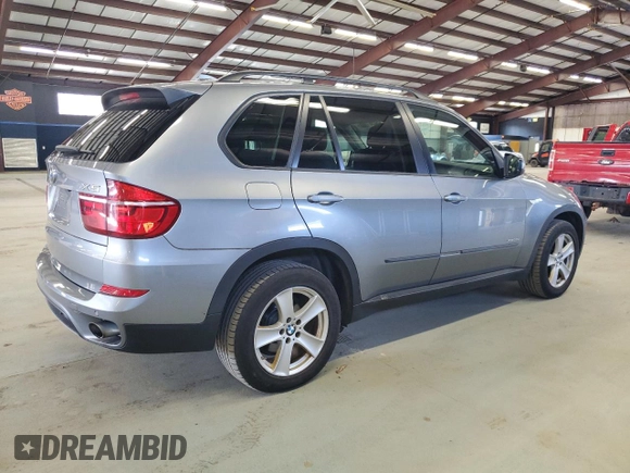 2012 BMW X5 35d with VIN 5UXZW0C51CL666413, listed as a Copart auction lot 54561955 with 155,762 mi miles and Clean title. Bid and sale history available at DreamBid. Image 3.