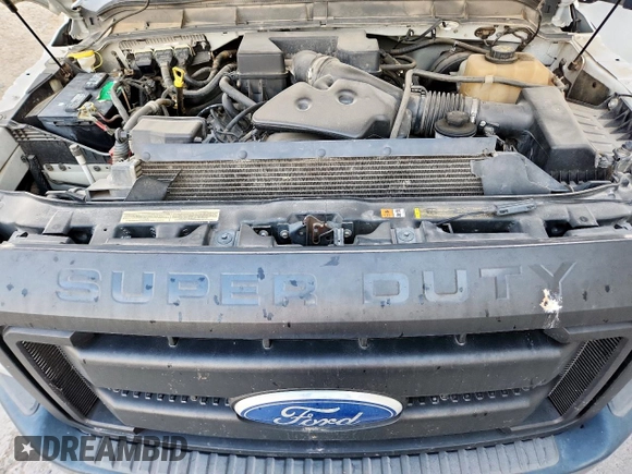 2012 Ford F-250 XL with VIN 1FTBF2B69CEA67384, listed as a Copart auction lot 57067335 with 230,583 mi miles and Clean title. Bid and sale history available at DreamBid. Image 11.