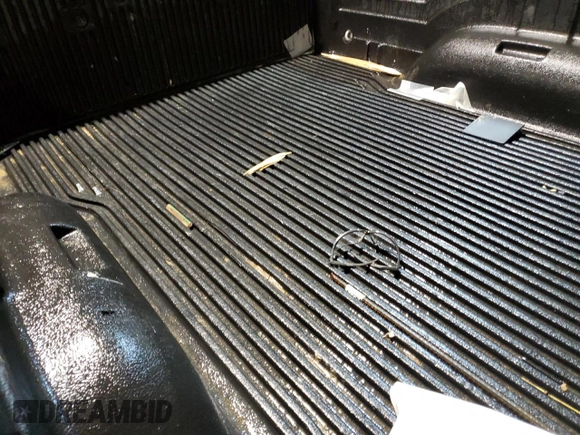 2018 Ram 1500 Tradesman z VIN 3C6JR6DT7JG225151, wystawiony jako Copart lot #86207374 z przebiegiem 72 073 mil mil oraz Szkoda całkowita • Salvage title. Historia ofert i sprzedaży dostępna na DreamBid. Obrazek 10.