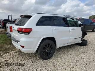2022 Jeep Grand Cherokee WK Laredo X with VIN 1C4RJEAG5NC127233, listed as a Copart auction lot 84218524 with 0 mi miles and Salvage Title. Bid and sale history available at carsss.com. Image 3.
