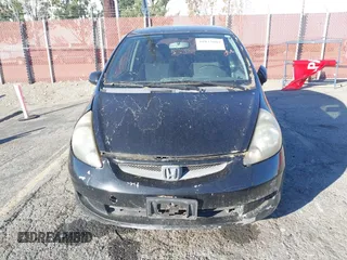 2007 Honda Fit с VIN JHMGD38467S062303, выставлен на аукционе IAAI как лот 41033089 с пробегом 270 488 миль миль и . История ставок и продаж доступна на DreamBid. Изображение 6.
