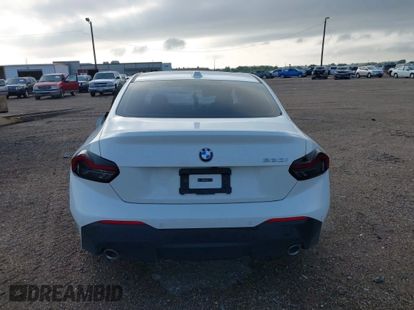 2024 BMW 2 Series 230i with VIN 3MW23CM07R8E47159, listed as a IAAI auction lot 41818605 with 16,605 mi miles and . Bid and sale history available at carsss.com. Image 16.